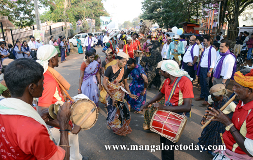 Karavali ustav 2016
